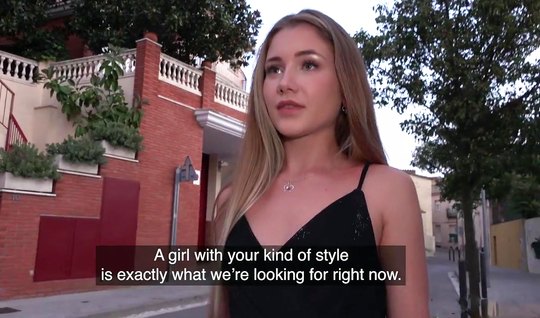 Русская молодая девушка предпочитает только нежное порно с парнем